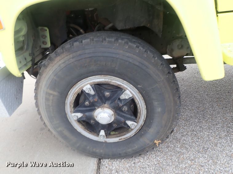 image for item DG2374 1978 Ford L8000  fire truck