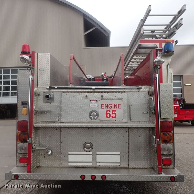 image for item DG2375 1999 Freightliner FL80  fire truck