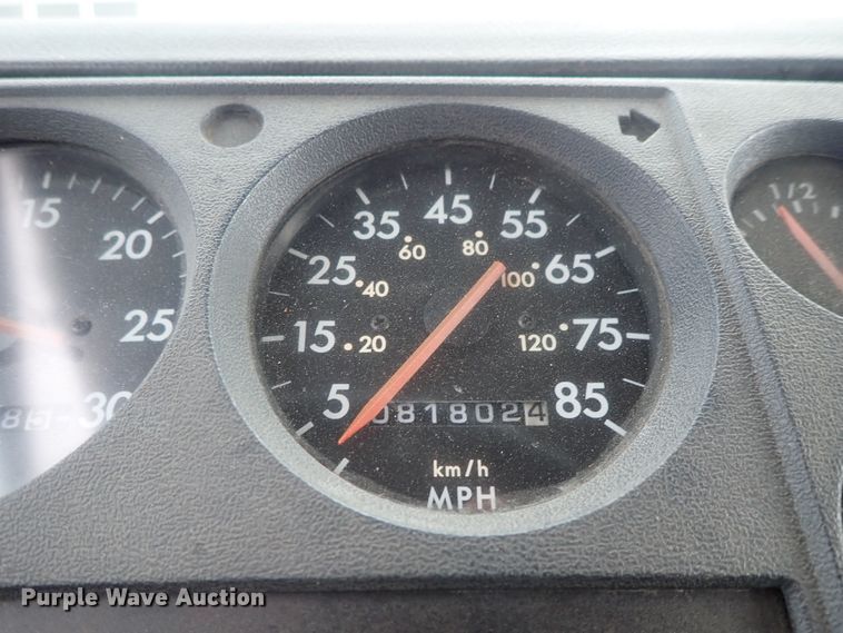 image for item DG2375 1999 Freightliner FL80  fire truck