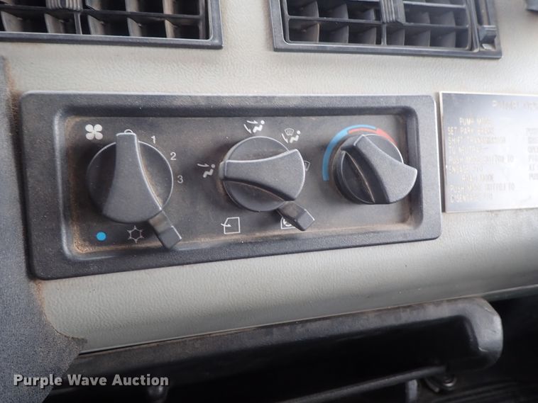 image for item DG2375 1999 Freightliner FL80  fire truck