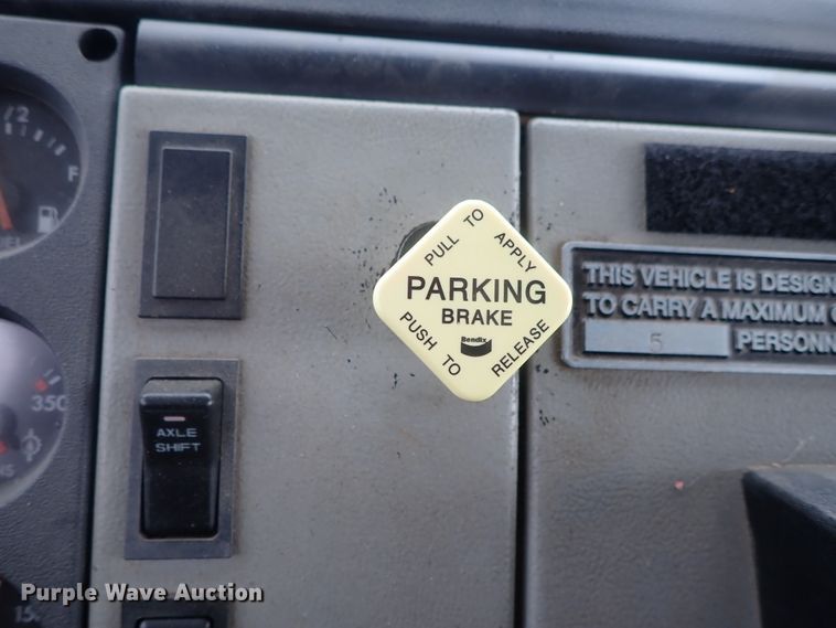 image for item DG2375 1999 Freightliner FL80  fire truck