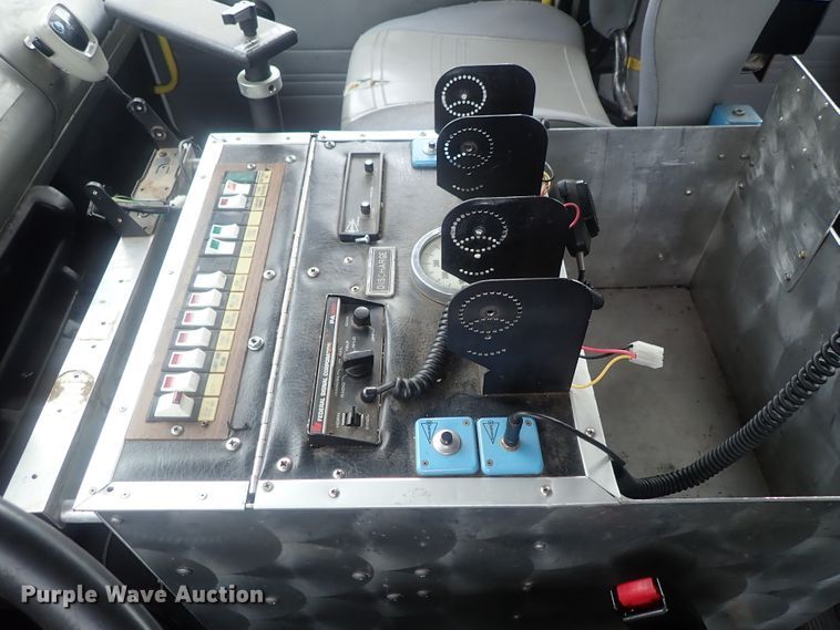 image for item DG2375 1999 Freightliner FL80  fire truck