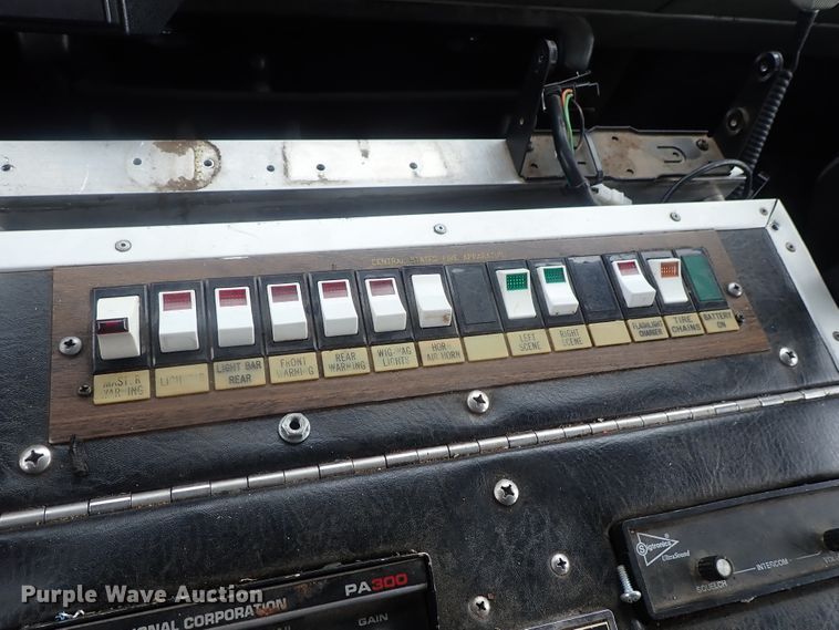 image for item DG2375 1999 Freightliner FL80  fire truck