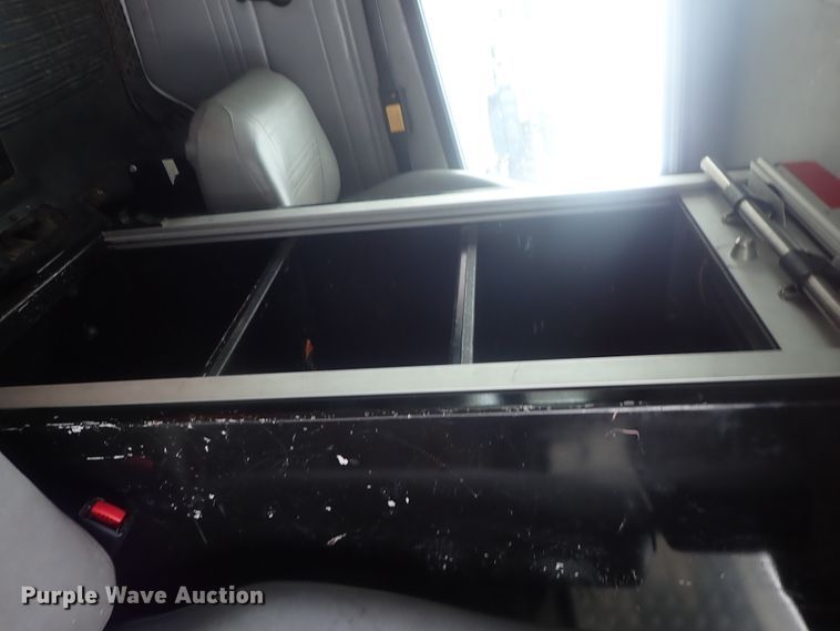 image for item DG2375 1999 Freightliner FL80  fire truck