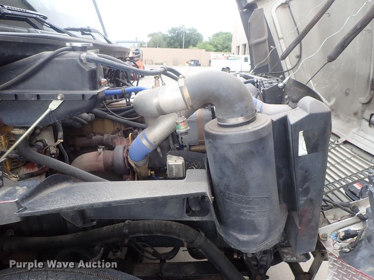 image for item DG2375 1999 Freightliner FL80  fire truck