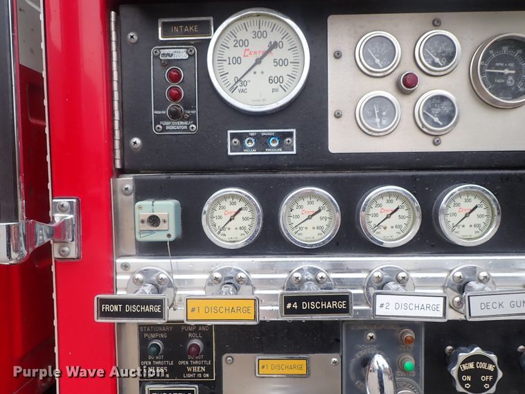 image for item DG2375 1999 Freightliner FL80  fire truck