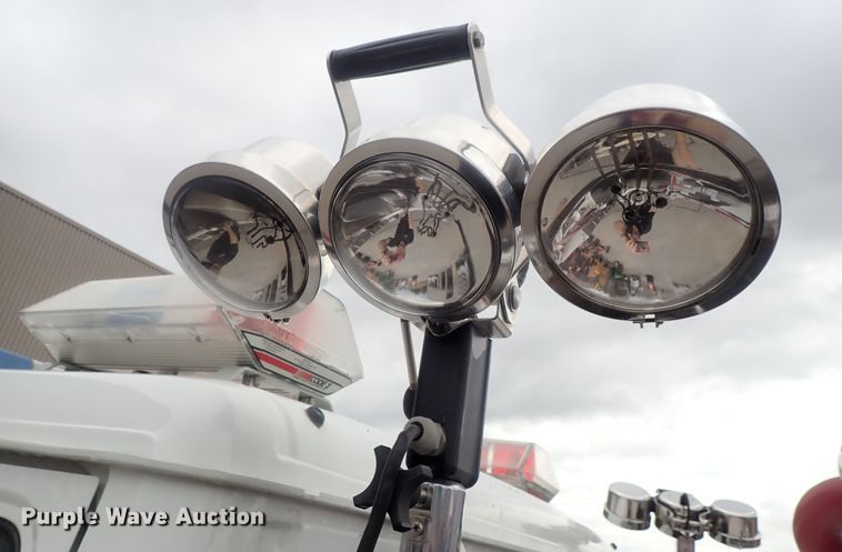 image for item DG2375 1999 Freightliner FL80  fire truck