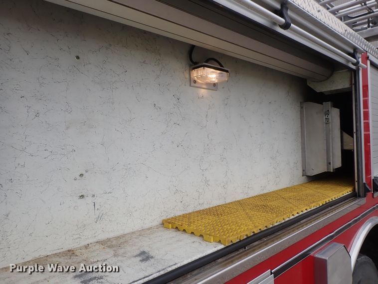 image for item DG2375 1999 Freightliner FL80  fire truck