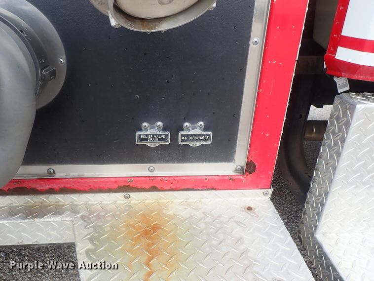 image for item DG2375 1999 Freightliner FL80  fire truck