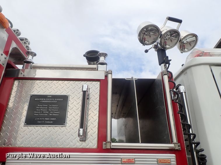 image for item DG2375 1999 Freightliner FL80  fire truck