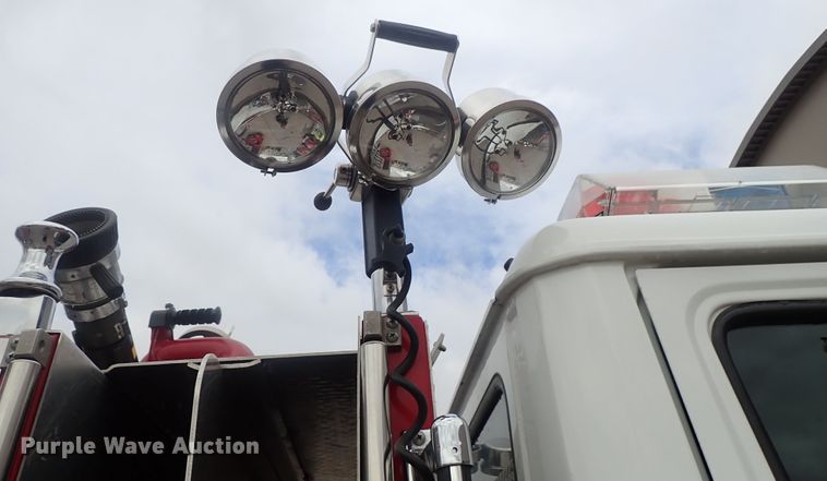 image for item DG2375 1999 Freightliner FL80  fire truck