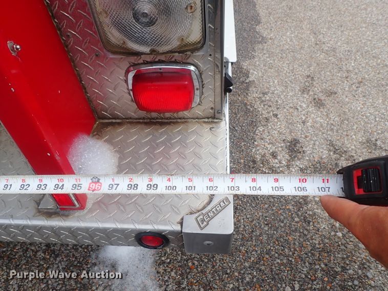 image for item DG2375 1999 Freightliner FL80  fire truck