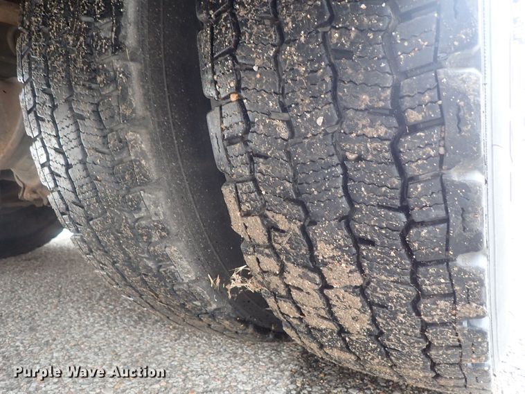 image for item DG2375 1999 Freightliner FL80  fire truck