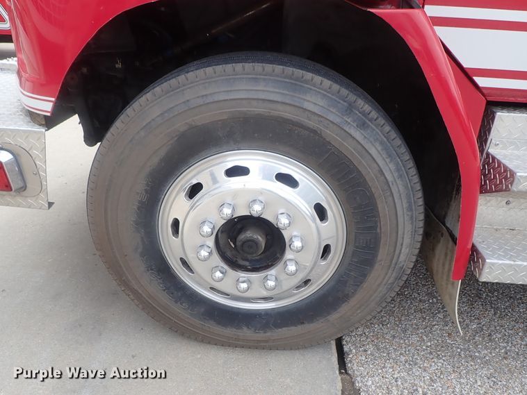 image for item DG2375 1999 Freightliner FL80  fire truck