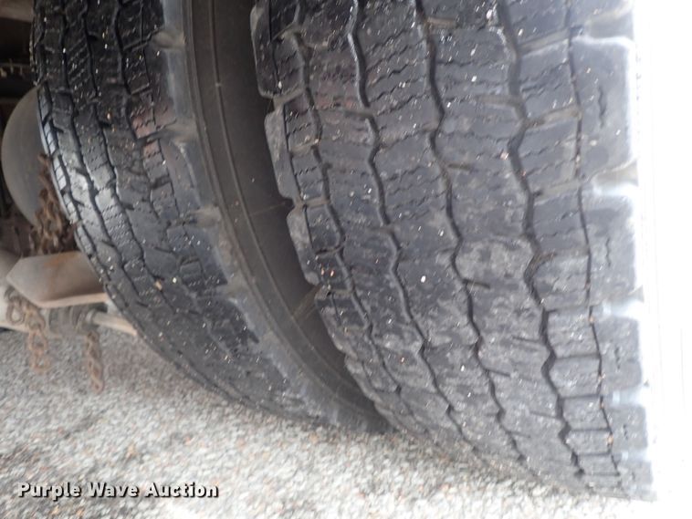 image for item DG2375 1999 Freightliner FL80  fire truck