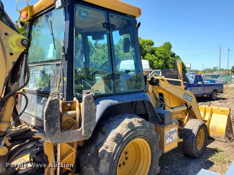 image for item DG5028 1997 John Deere 310E  backhoe