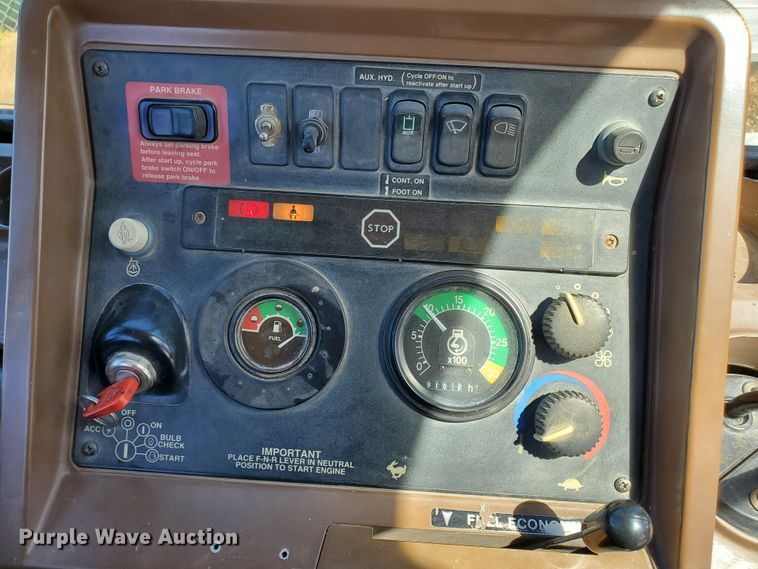 image for item DG5028 1997 John Deere 310E  backhoe