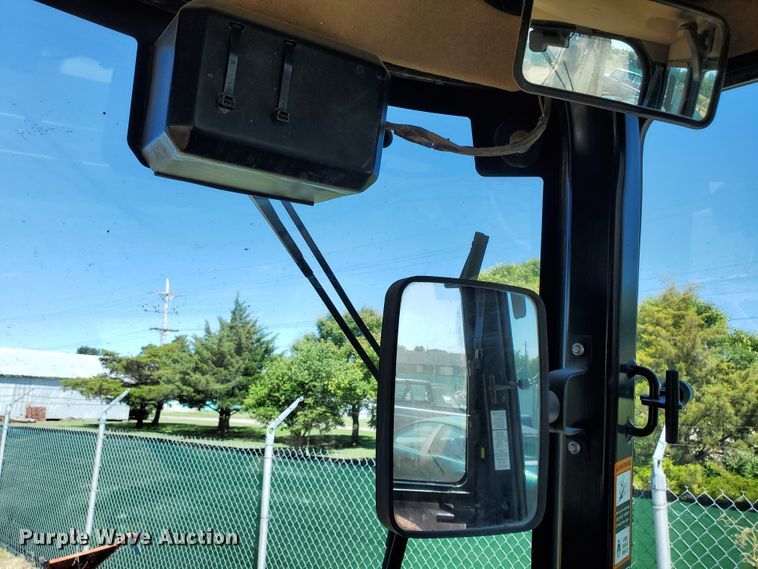 image for item DG5028 1997 John Deere 310E  backhoe