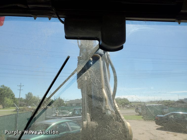 image for item DG5028 1997 John Deere 310E  backhoe