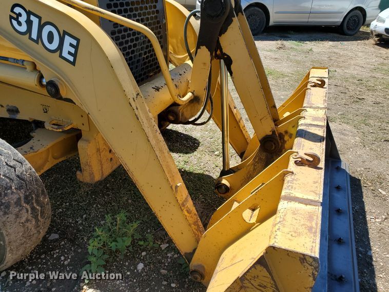 image for item DG5028 1997 John Deere 310E  backhoe