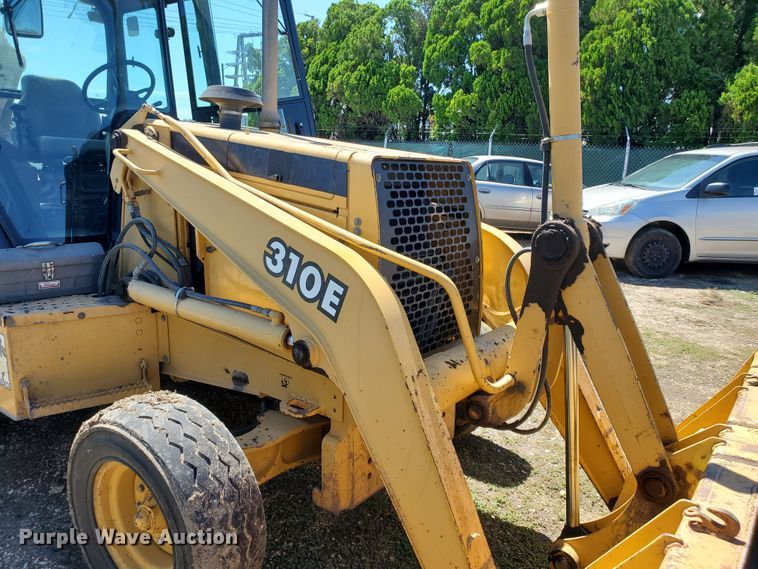 image for item DG5028 1997 John Deere 310E  backhoe