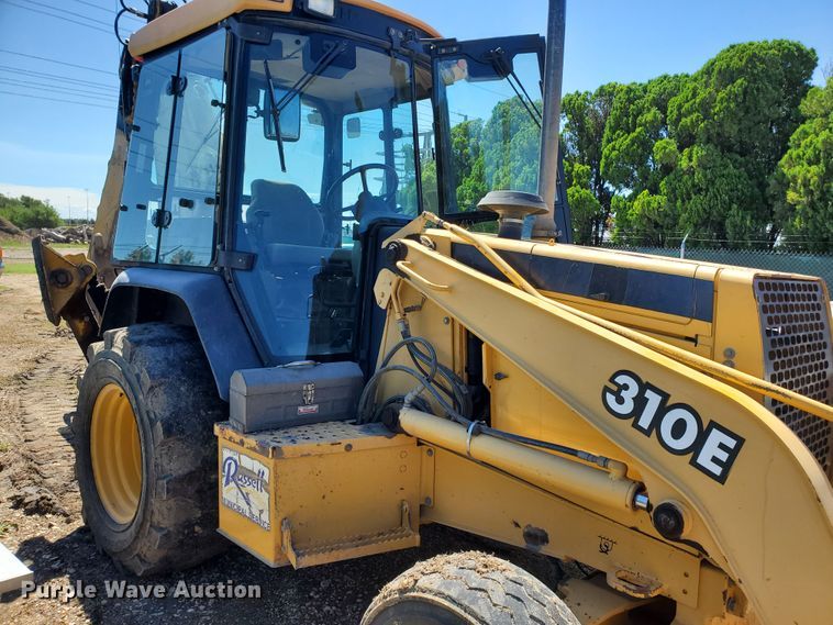 image for item DG5028 1997 John Deere 310E  backhoe