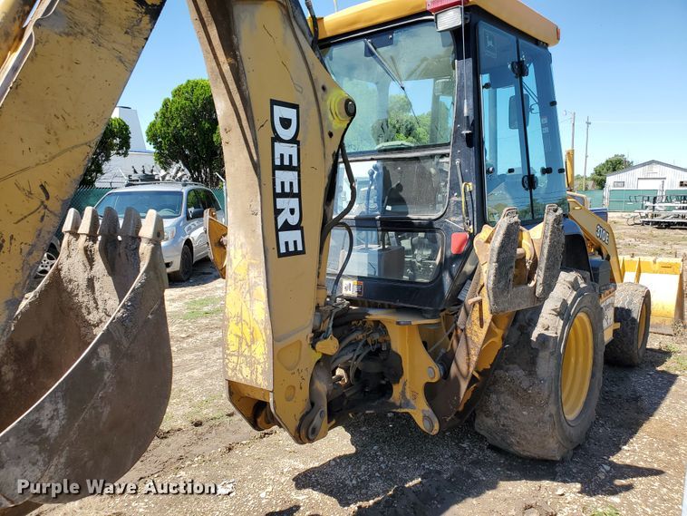 image for item DG5028 1997 John Deere 310E  backhoe