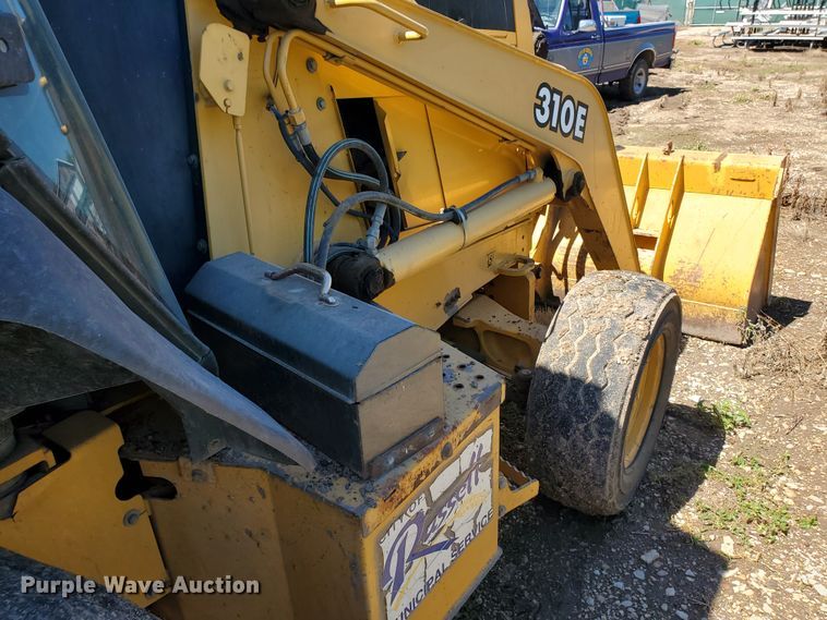 image for item DG5028 1997 John Deere 310E  backhoe
