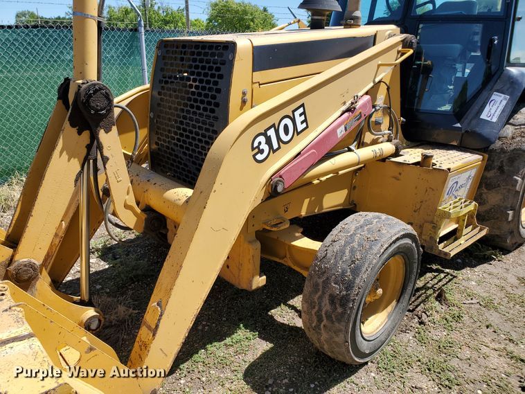 image for item DG5028 1997 John Deere 310E  backhoe