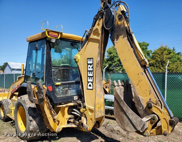 image for item DG5028 1997 John Deere 310E  backhoe