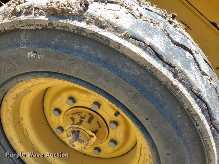 image for item DG5028 1997 John Deere 310E  backhoe