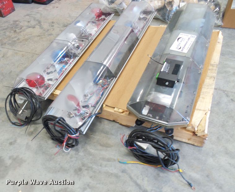 image for item DG5743 (3) light bars