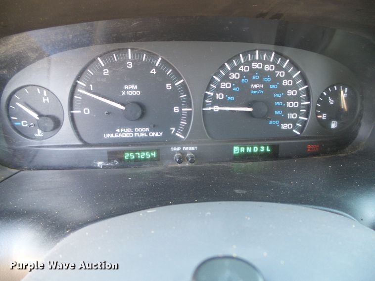 image for item DH4972 2000 Dodge Grand Caravan  van