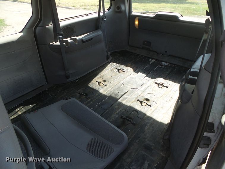 image for item DH4972 2000 Dodge Grand Caravan  van