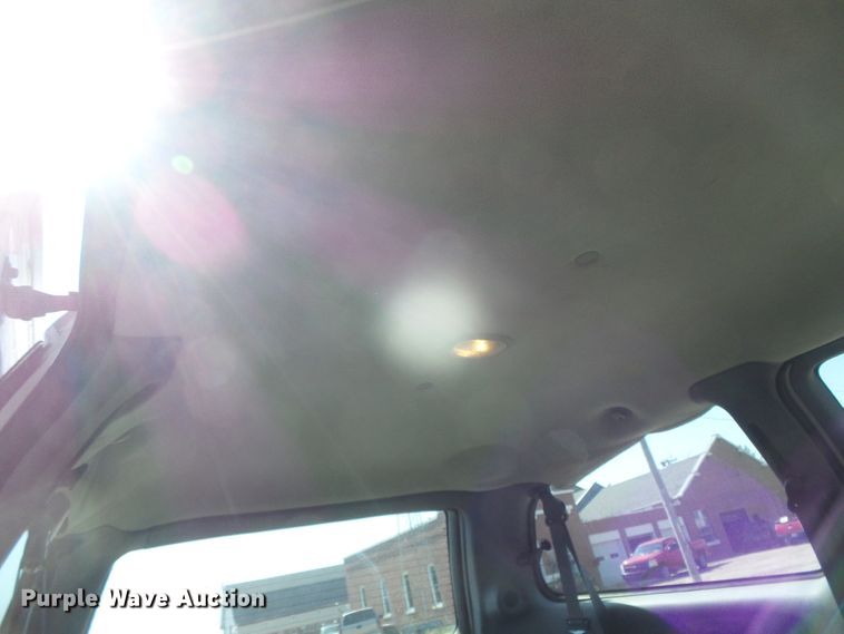 image for item DH4972 2000 Dodge Grand Caravan  van