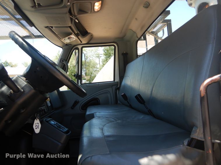 image for item DH5121 2007 International 4300  forestry bucket truck