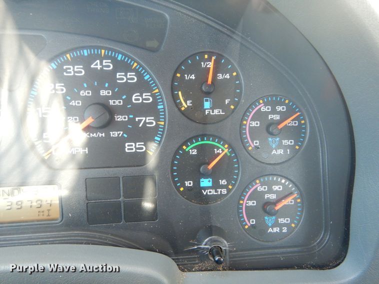 image for item DH5121 2007 International 4300  forestry bucket truck