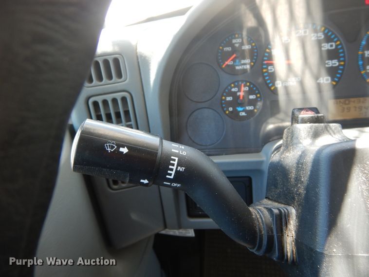 image for item DH5121 2007 International 4300  forestry bucket truck