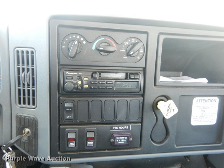 image for item DH5121 2007 International 4300  forestry bucket truck