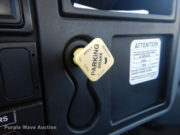 image for item DH5121 2007 International 4300  forestry bucket truck