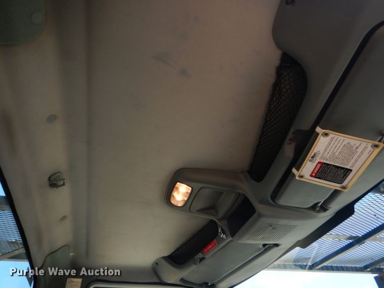 image for item DH5121 2007 International 4300  forestry bucket truck