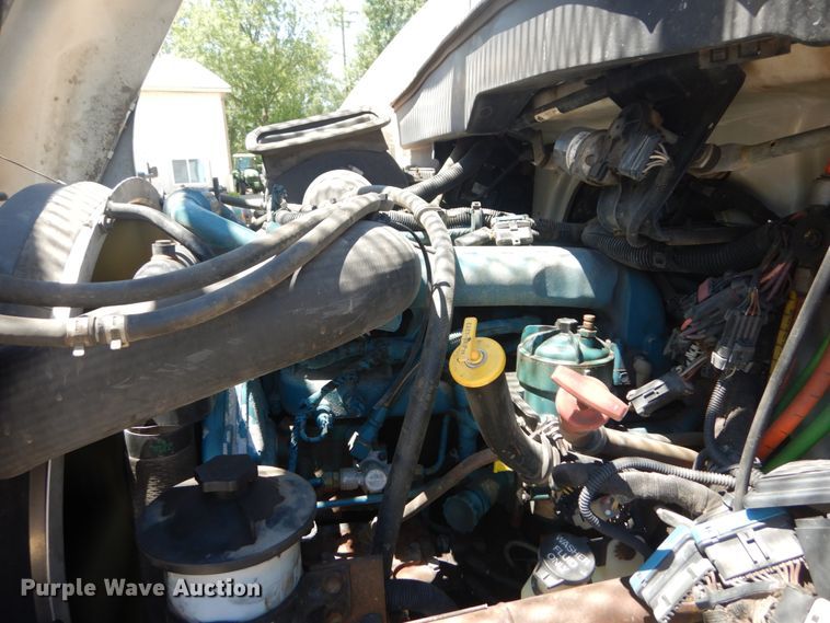 image for item DH5121 2007 International 4300  forestry bucket truck