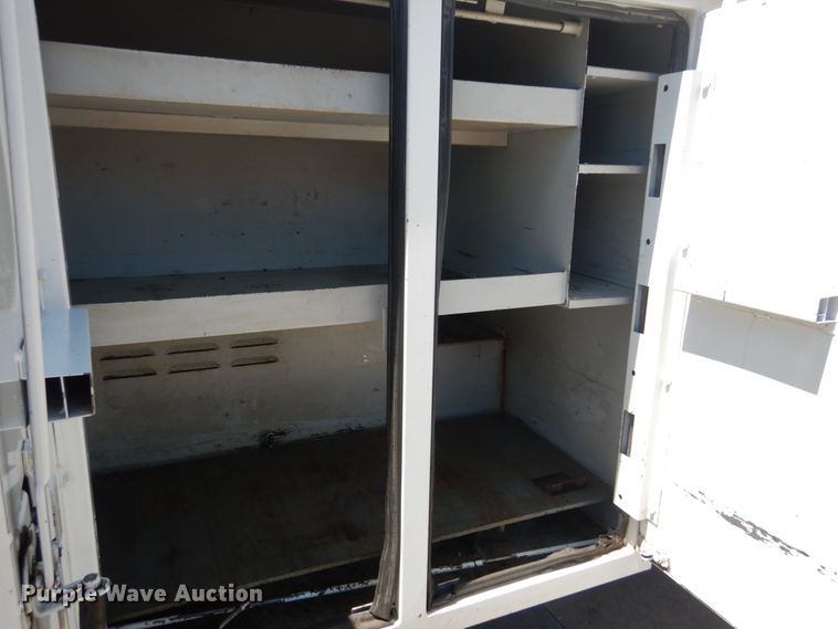 image for item DH5121 2007 International 4300  forestry bucket truck