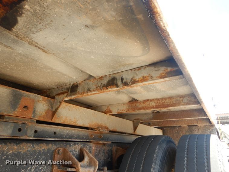 image for item DH5121 2007 International 4300  forestry bucket truck