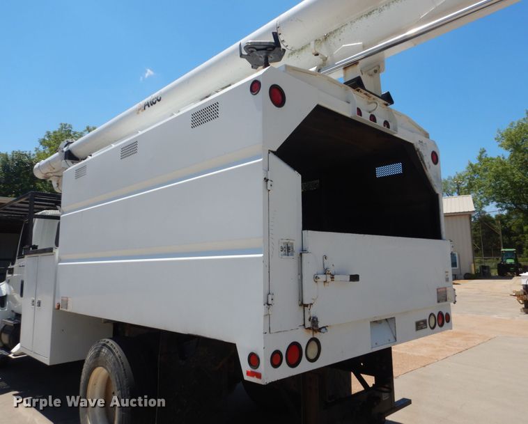 image for item DH5121 2007 International 4300  forestry bucket truck