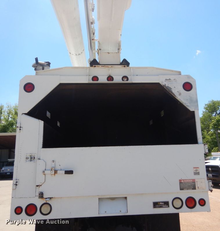 image for item DH5121 2007 International 4300  forestry bucket truck