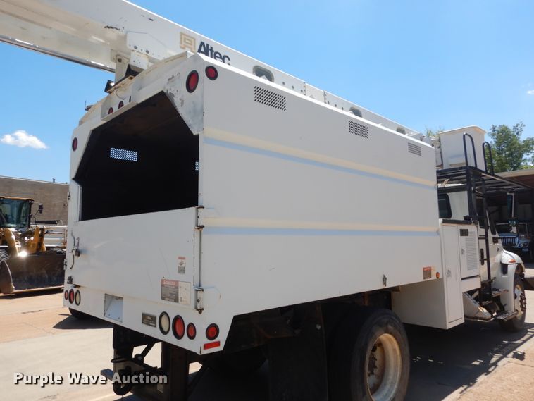 image for item DH5121 2007 International 4300  forestry bucket truck