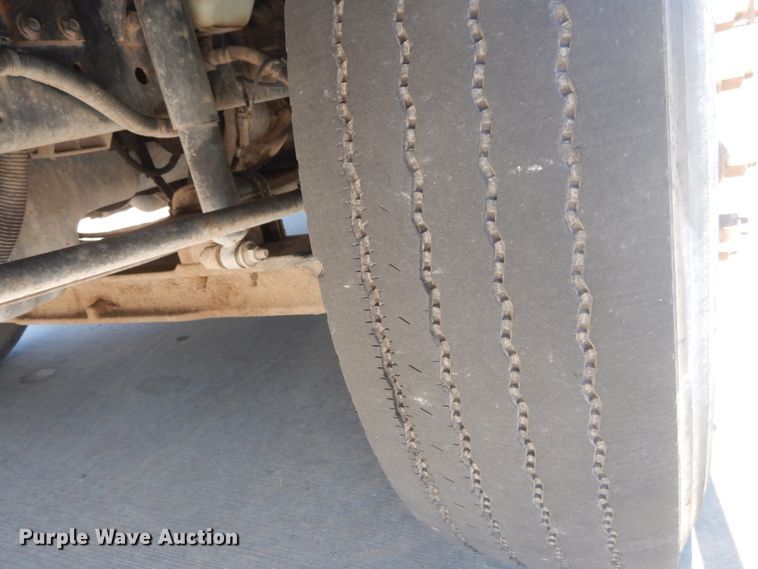 image for item DH5121 2007 International 4300  forestry bucket truck