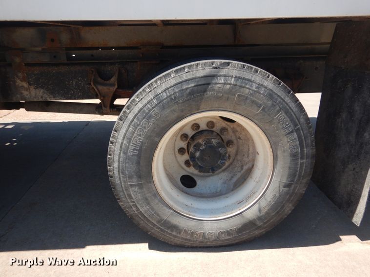 image for item DH5121 2007 International 4300  forestry bucket truck