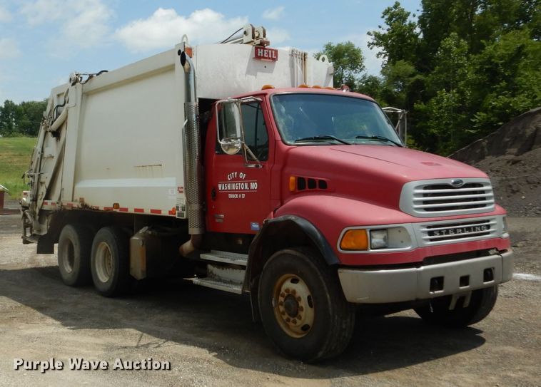 image for item DH5134 2005 Sterling Acterra  refuse truck
